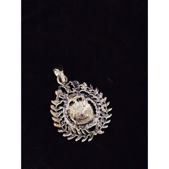Anne Klein Lion Head Medallion Pendant - Picture 3 of 4